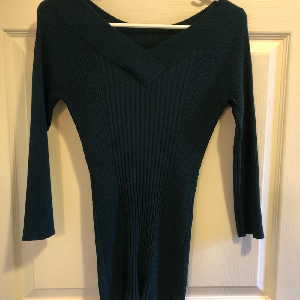 Women’s Teal sweater/Top